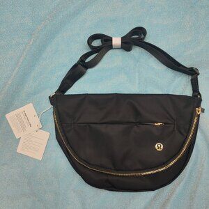 Lululemon All Night Festival Bag 5L Black Gold